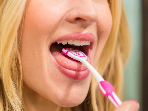 Using Orabrush